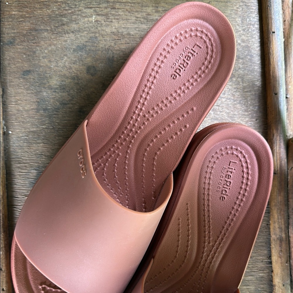 CROCS Platform Slide Sandals in Rosewood - Picture 2 of 10